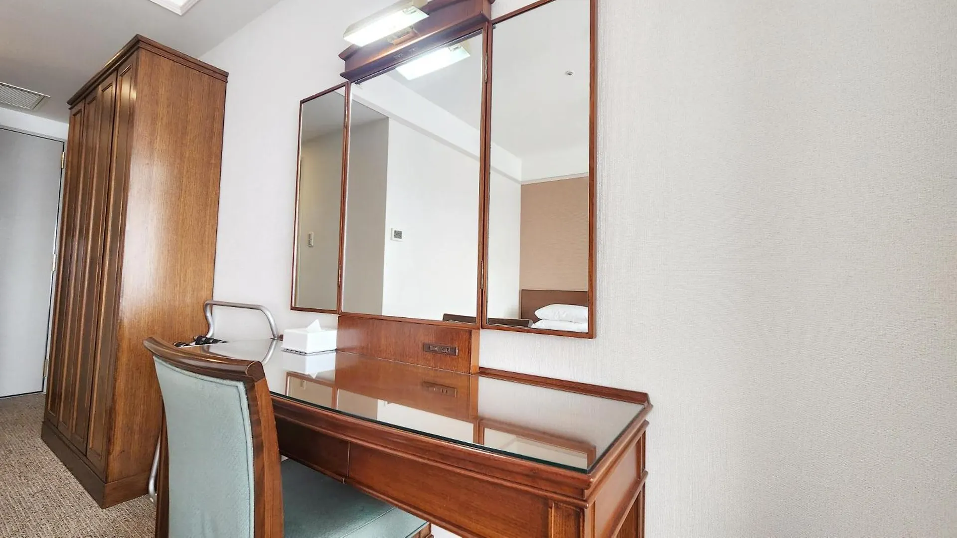 Bellevue Garden Hotel Kansai International Airport Izumisano Japan